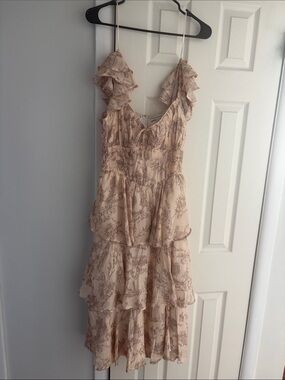 NWT tiered midi flowy dress